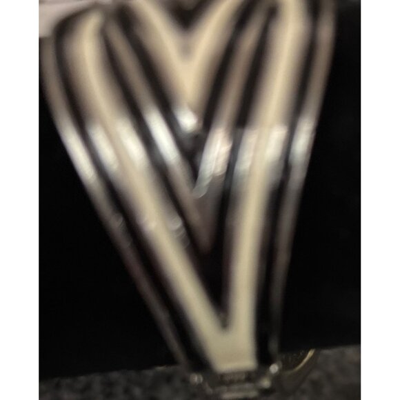 Vintage Silver & Black Abstract Design Bangle Bracelet Statement Piece - Picture 7 of 10